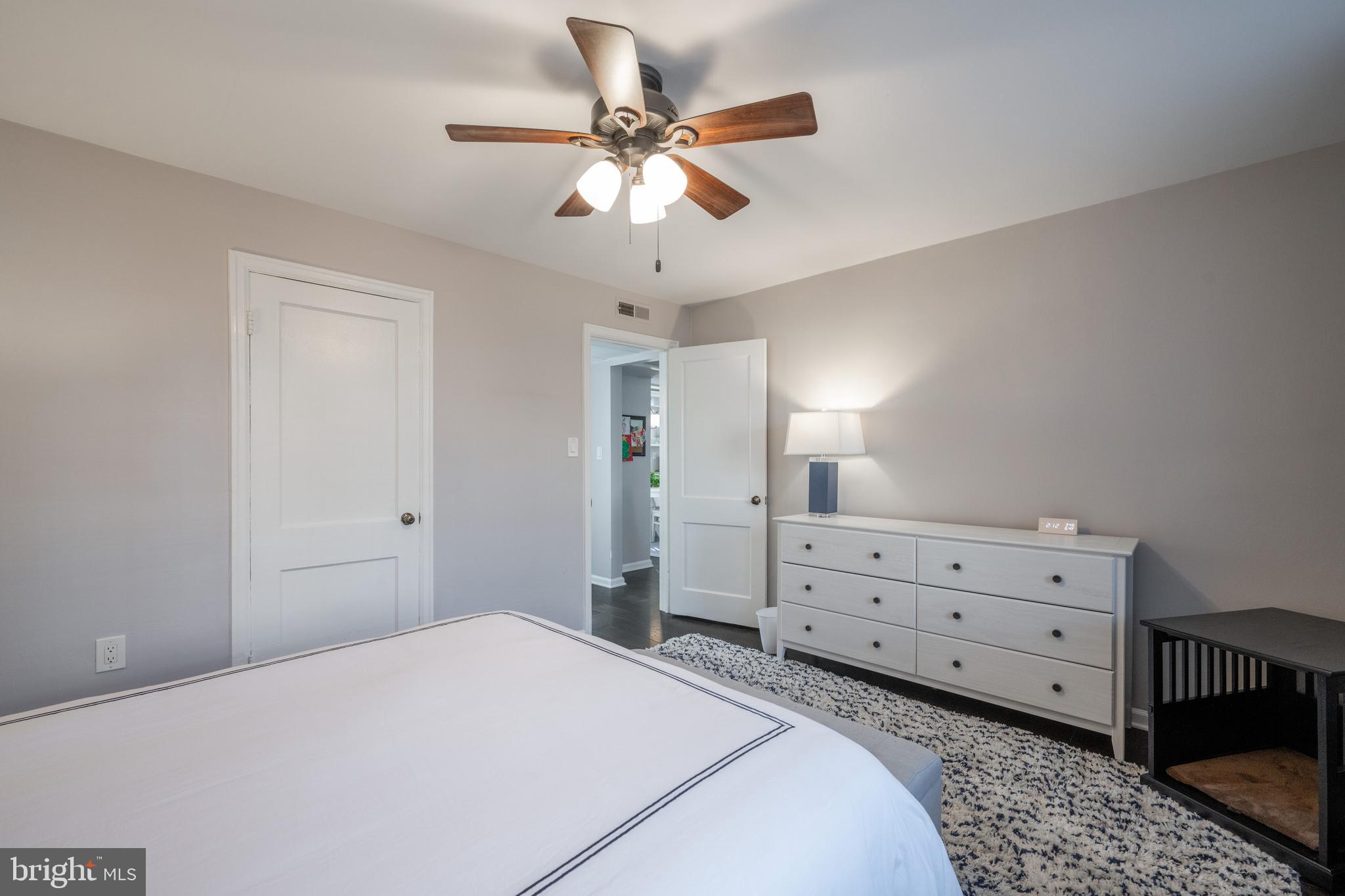 6626 Potomac AVENUE Unit: A1