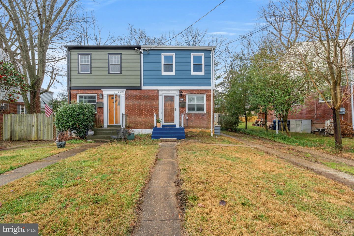 2023 Rollins Dr