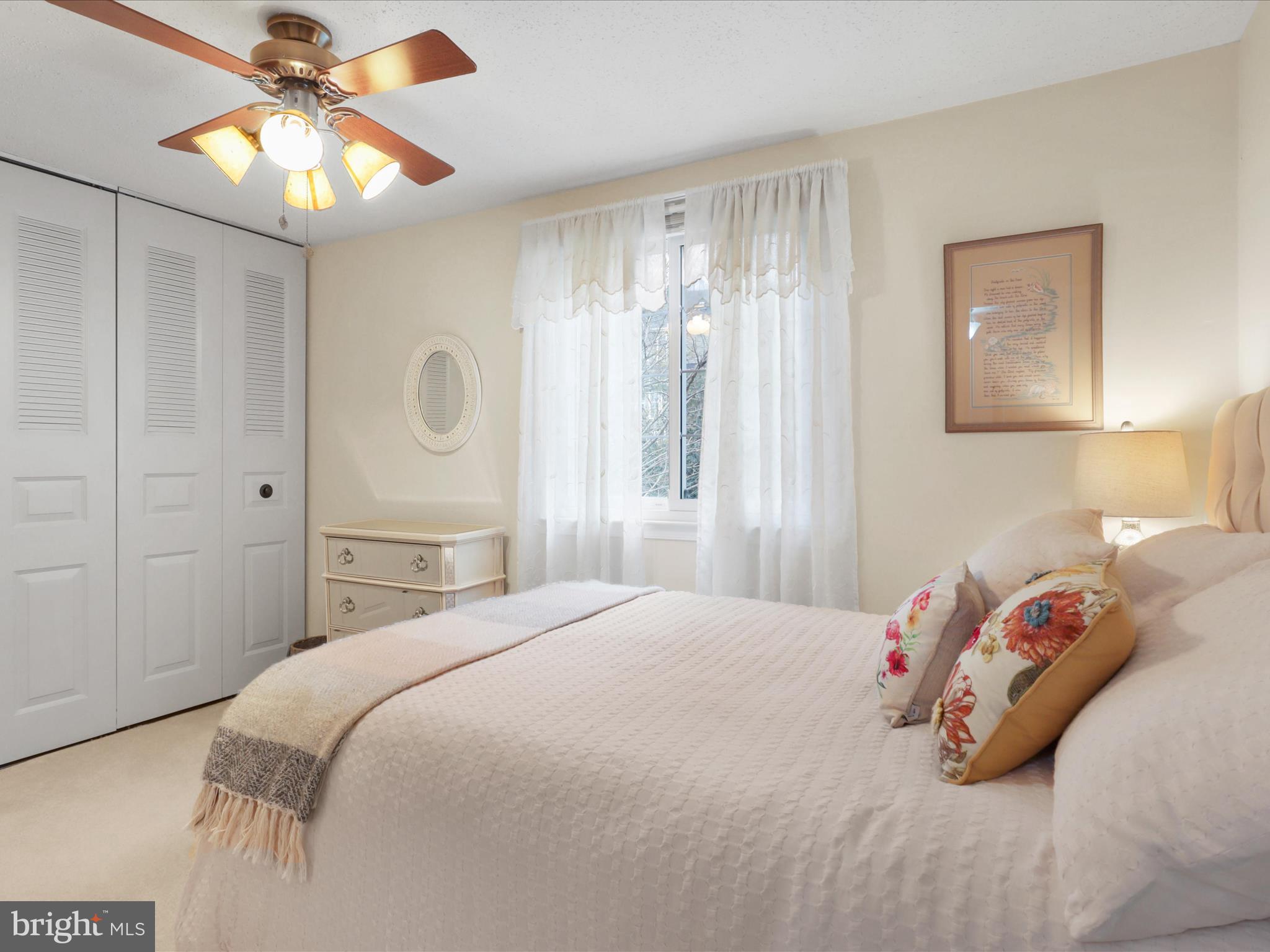 5322 Admiralty Ct