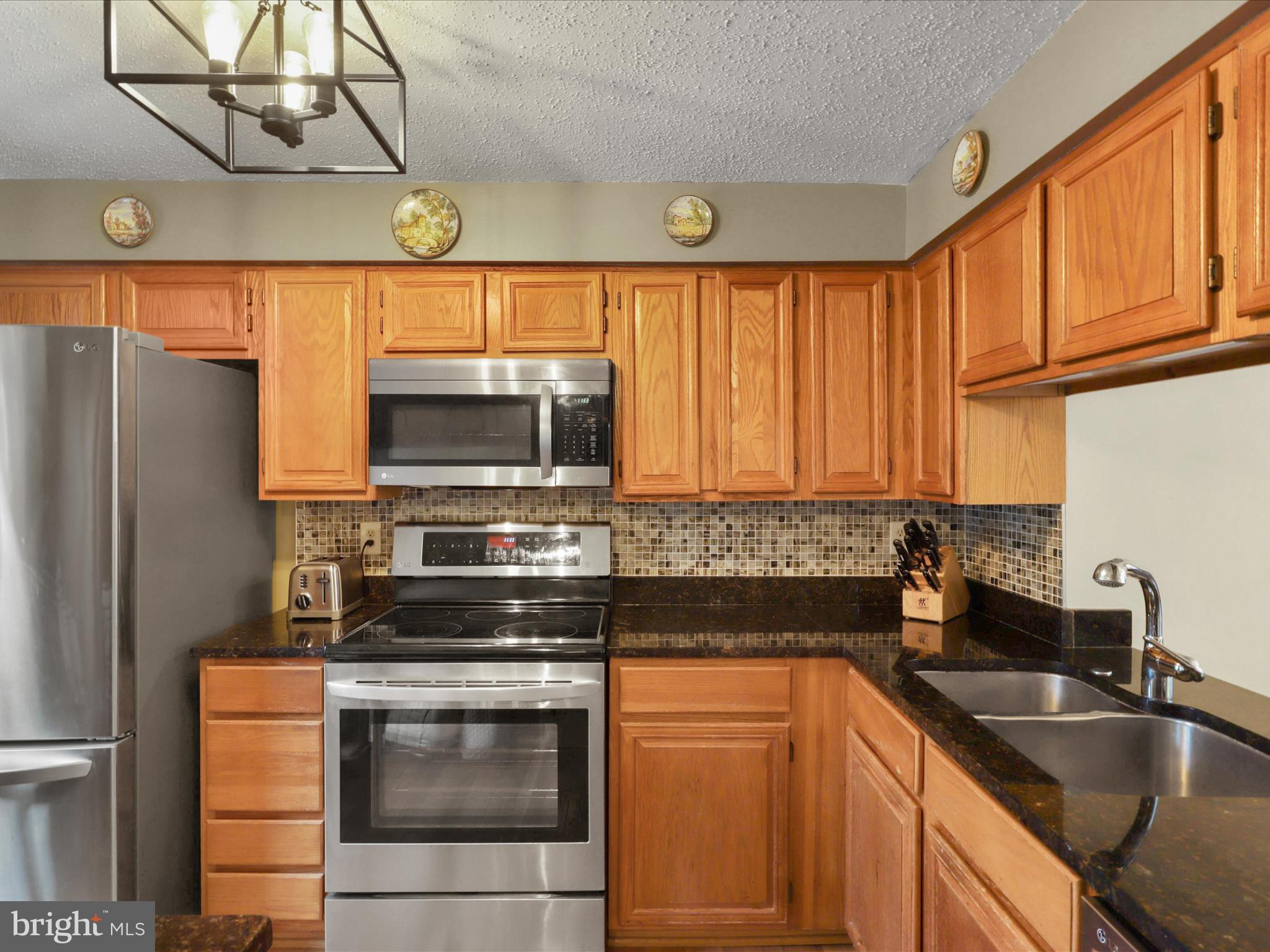 5322 Admiralty Ct