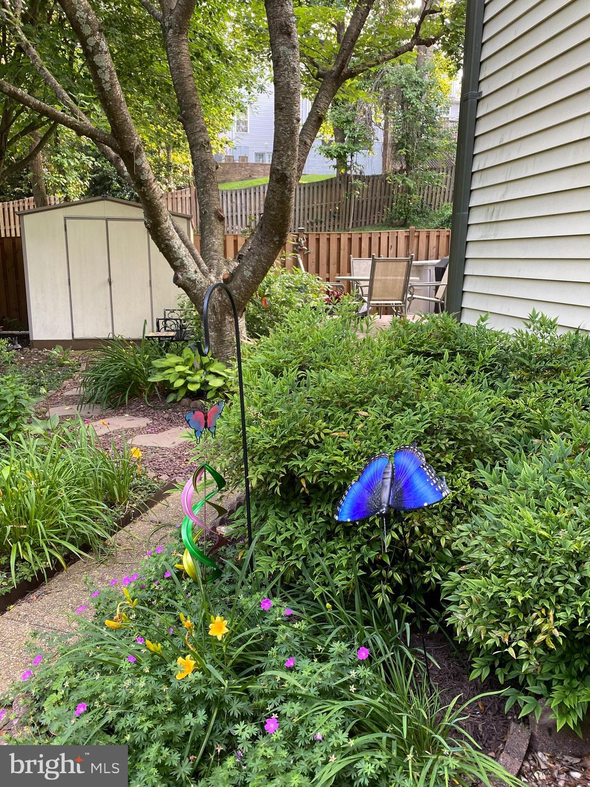 5322 Admiralty Ct