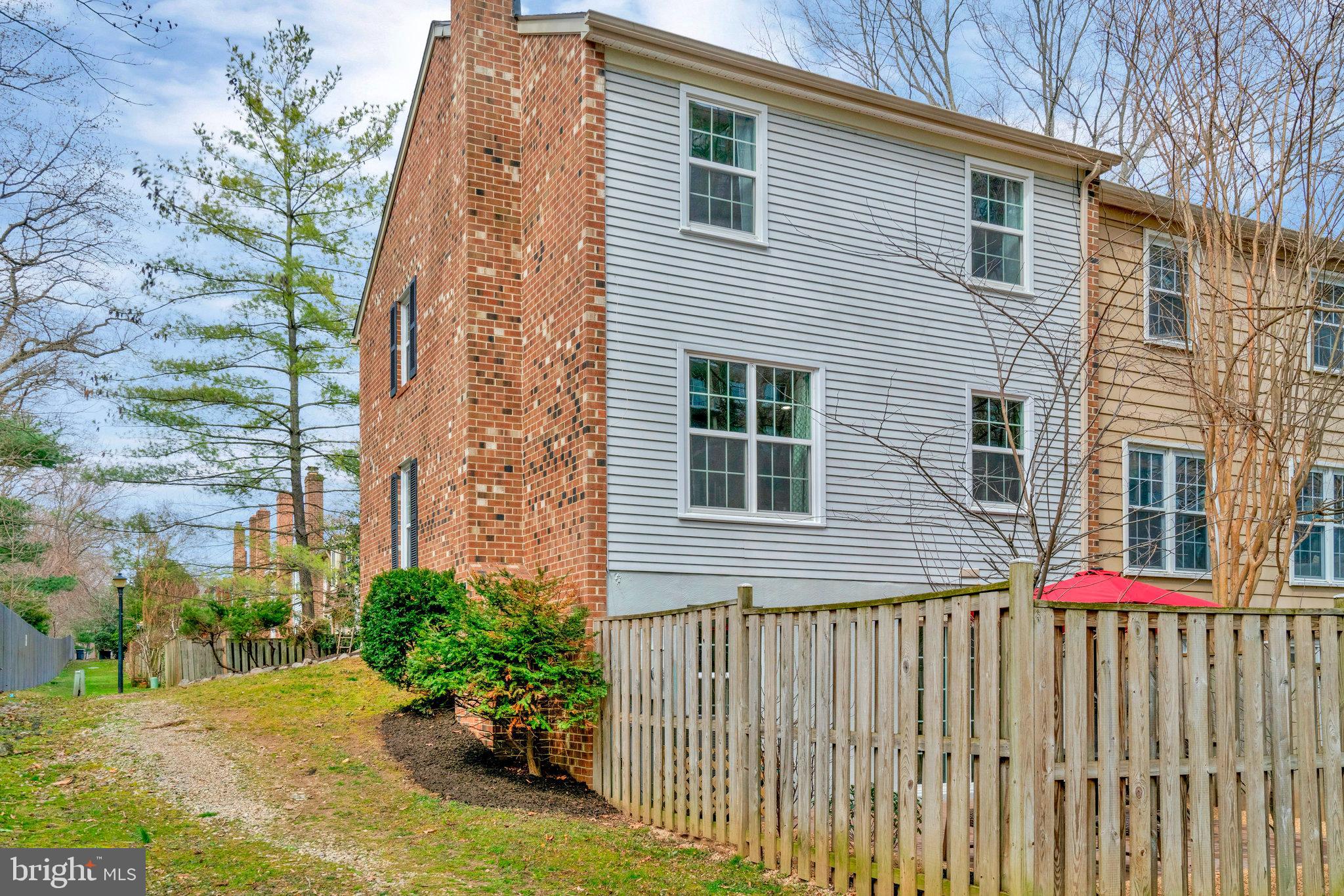 5919 Berkshire Ct