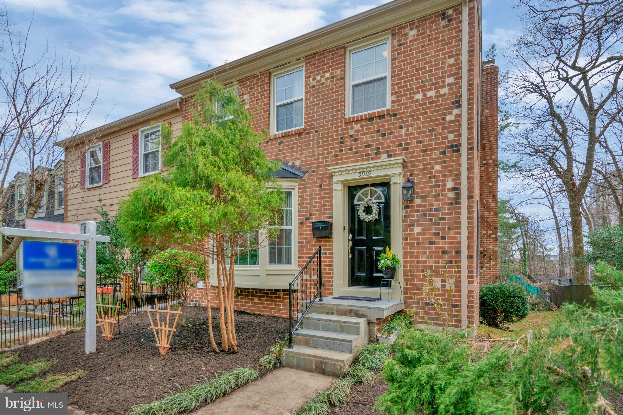 5919 Berkshire Ct
