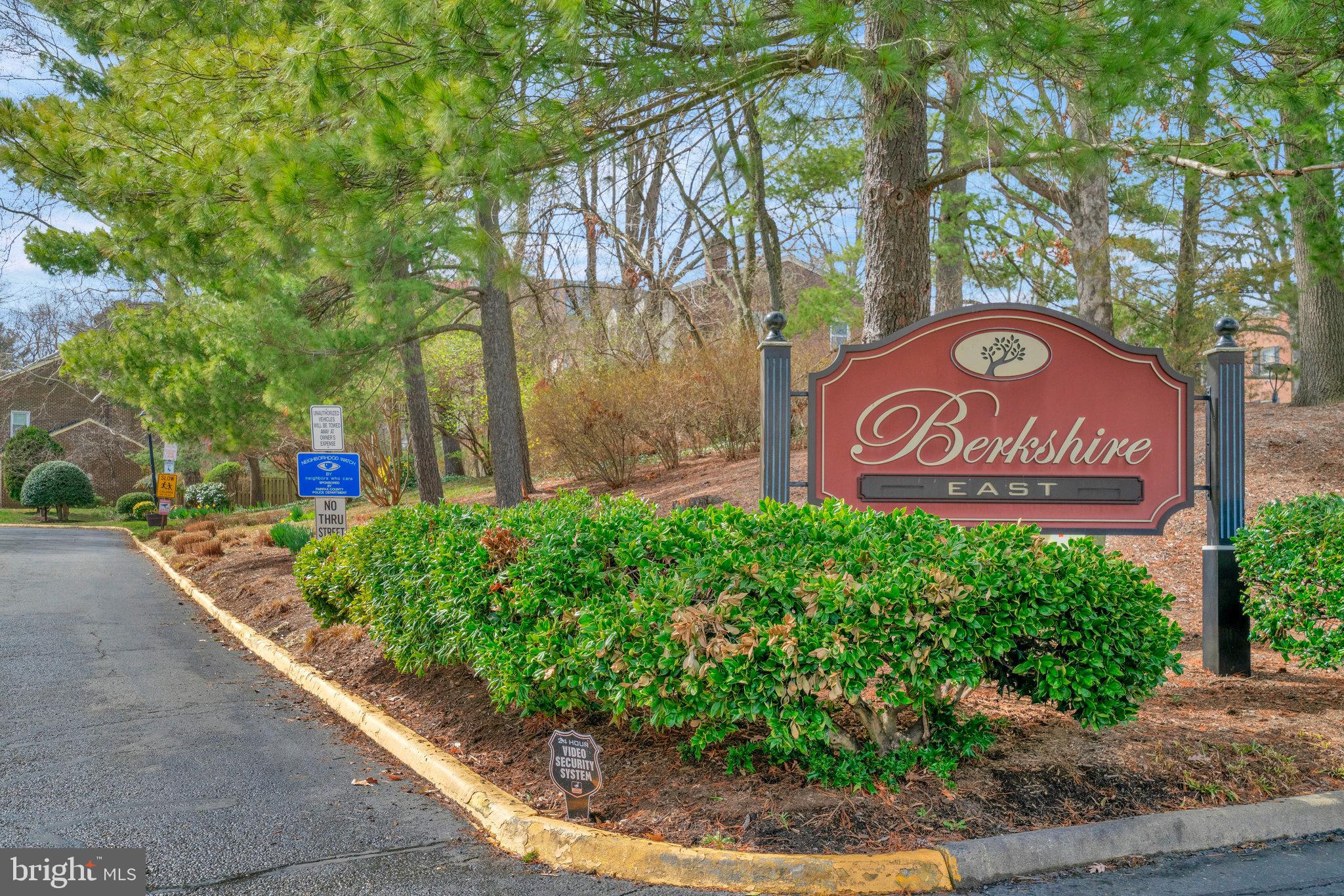 5919 Berkshire Ct