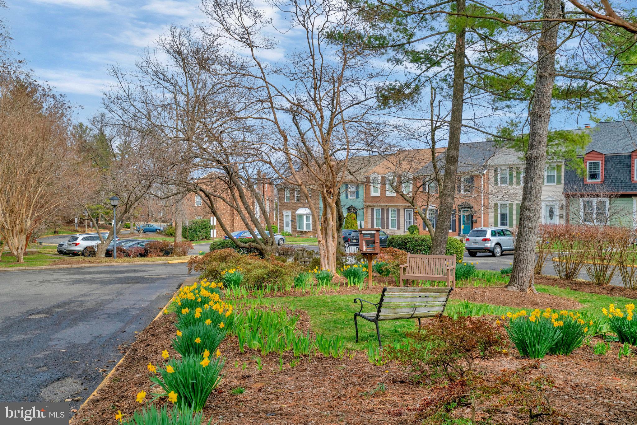 5919 Berkshire Ct