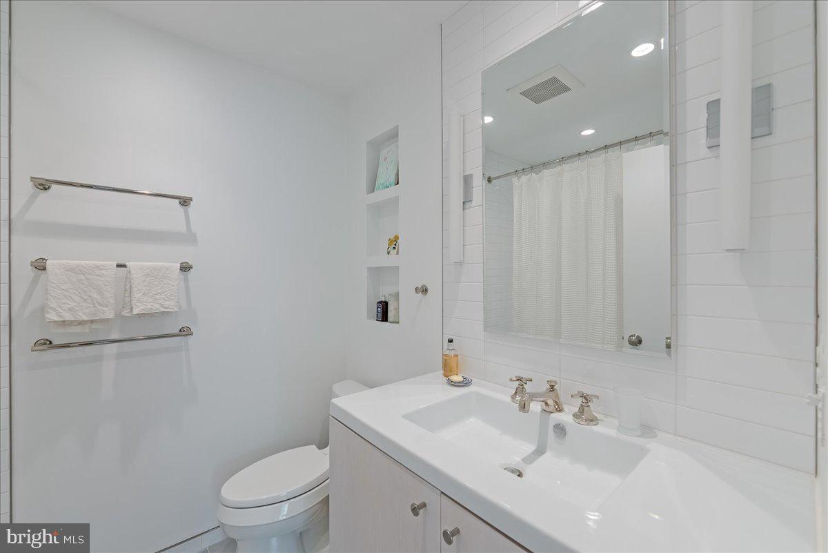 7403 Gatewood Ct
