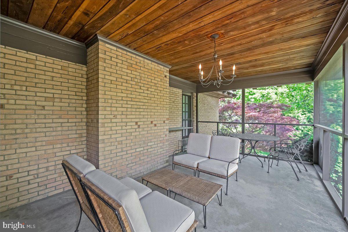 7403 Gatewood Ct