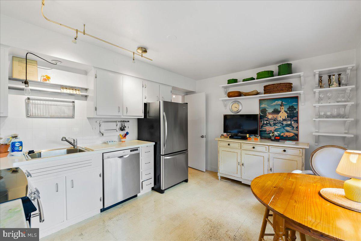 7403 Gatewood Ct