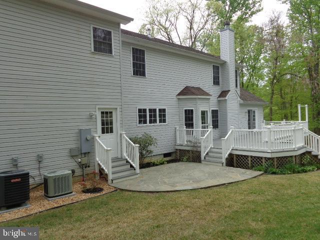 5022 Grafton St