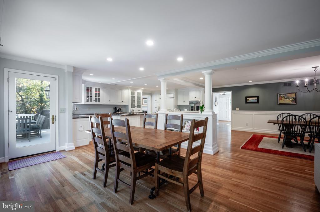 900 Clifton Dr