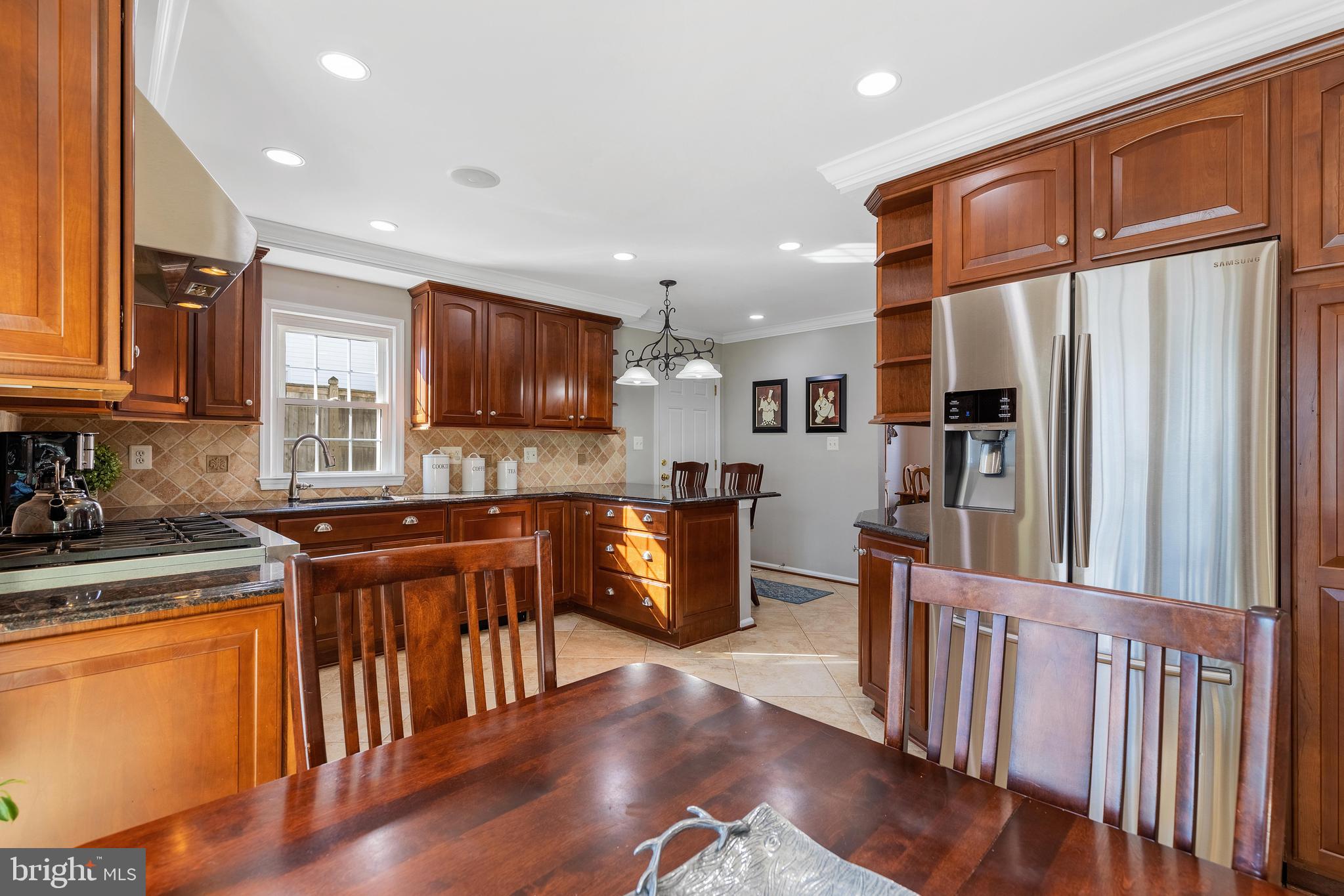 8621 Nanlee Dr