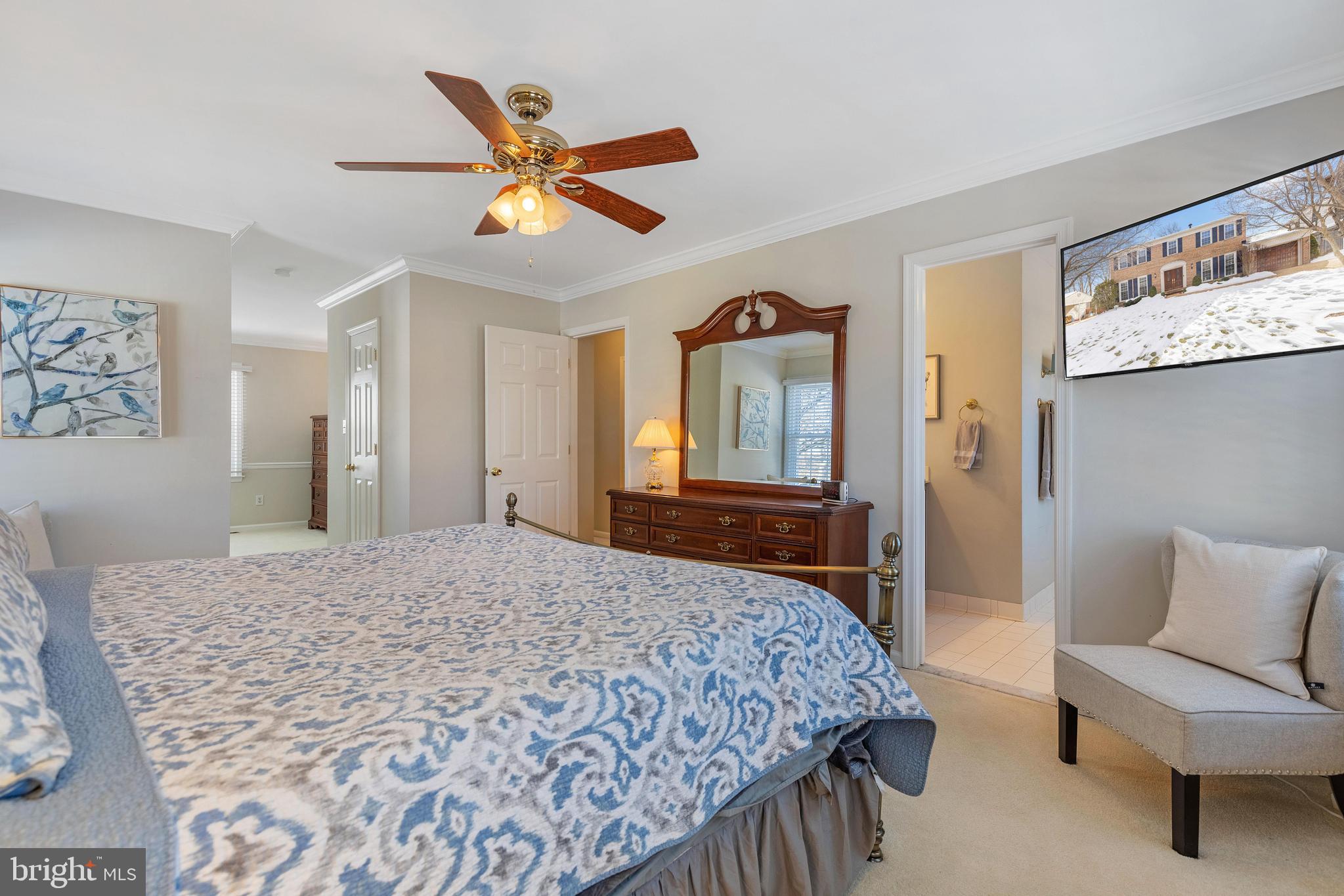 8621 Nanlee Dr