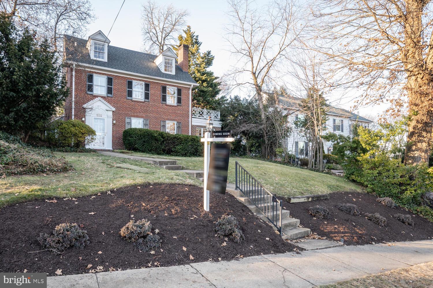 6048 Woodmont Rd