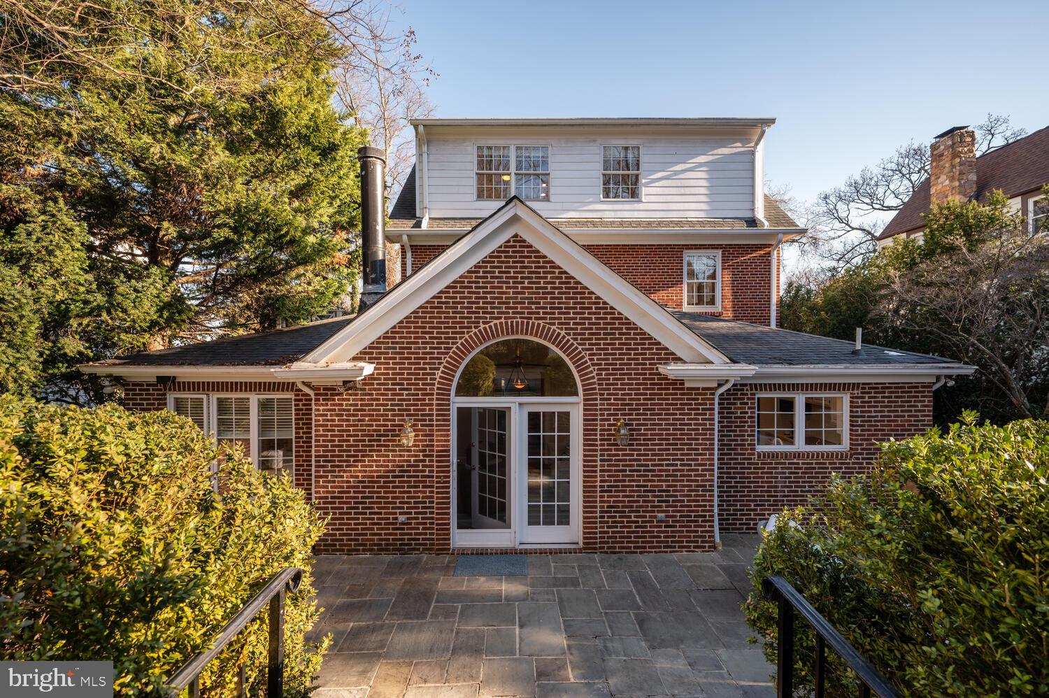 6048 Woodmont Rd