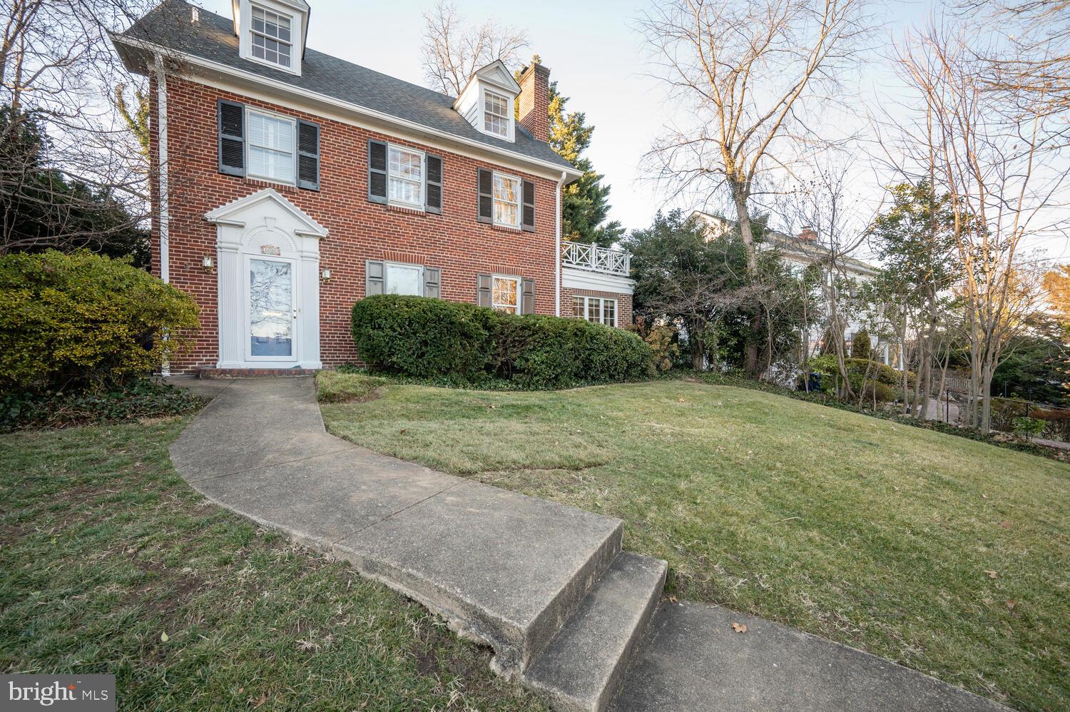 6048 Woodmont Rd