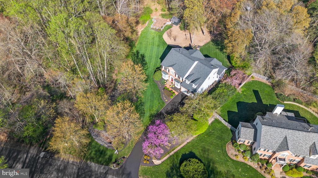 1202 Crayton Rd