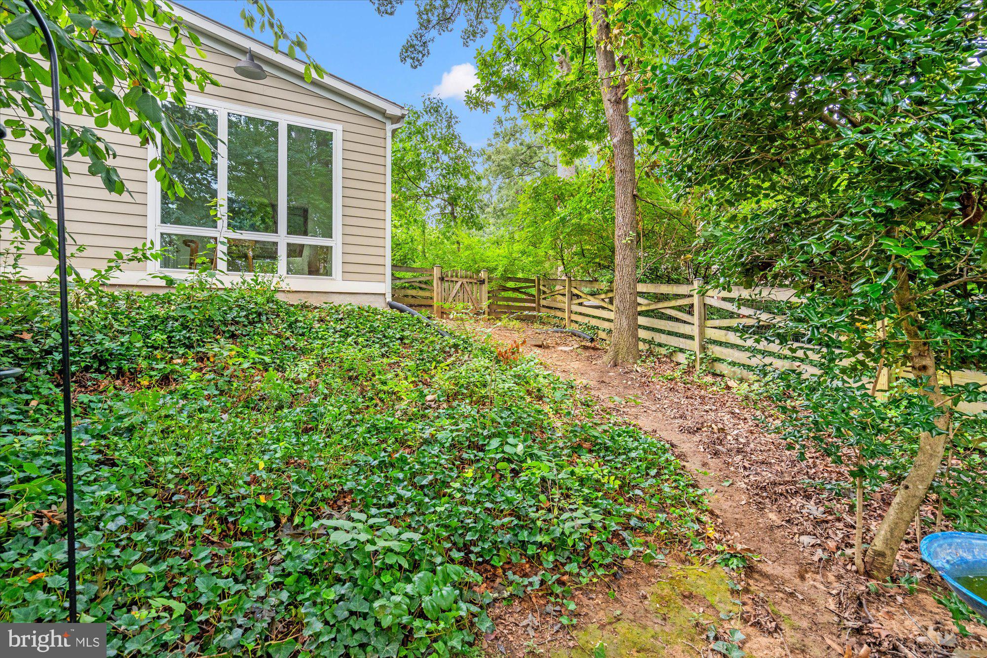 1305 NAMASSIN ROAD