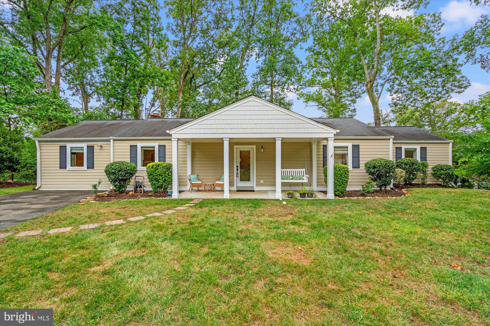 1305 NAMASSIN ROAD
