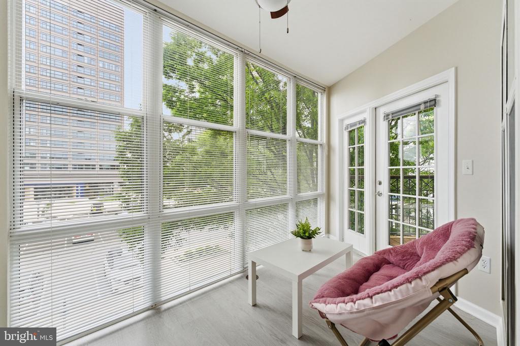 5565 SEMINARY ROAD Unit: 313