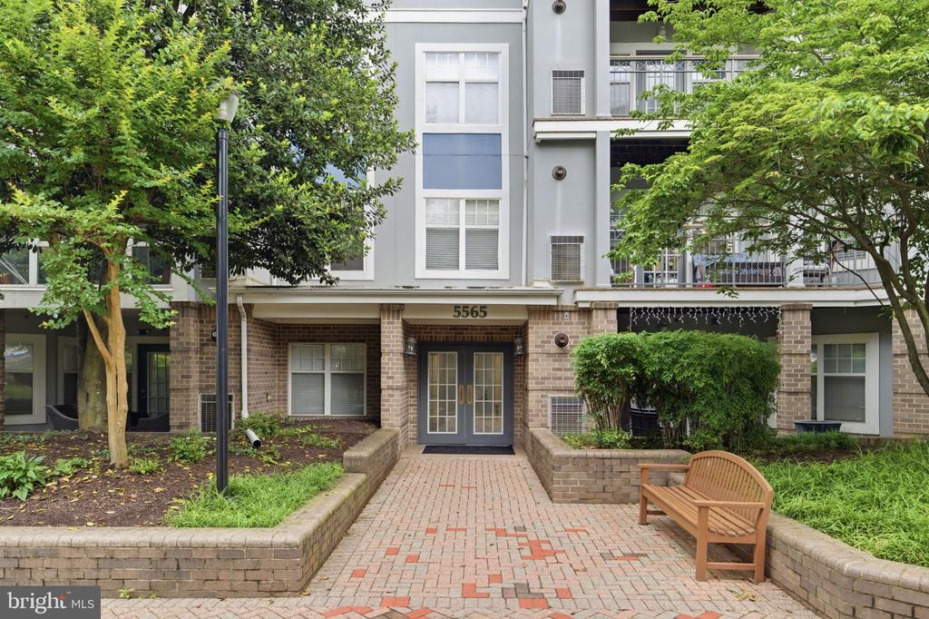 5565 SEMINARY ROAD Unit: 313