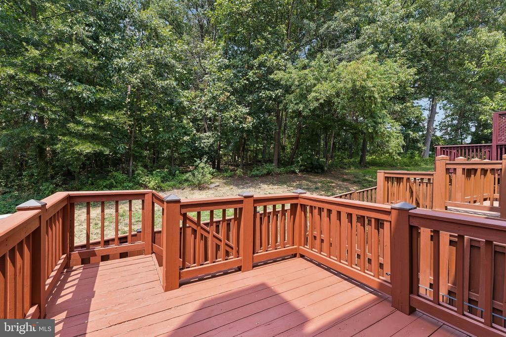 5556 JOWETT COURT