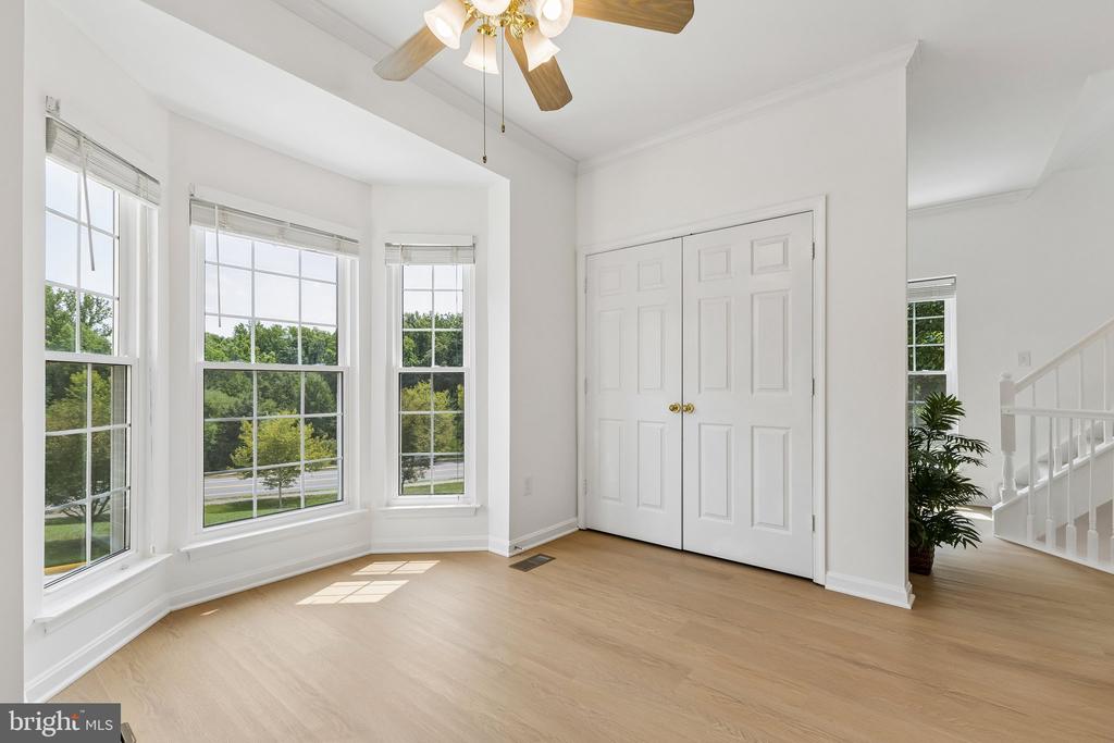 5556 JOWETT COURT