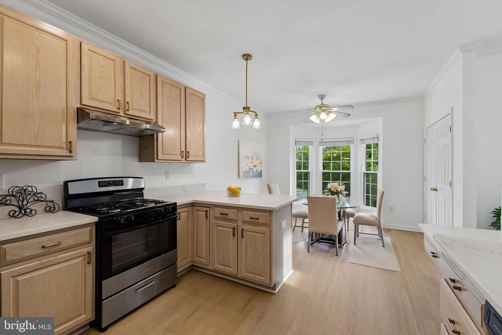 5556 JOWETT COURT