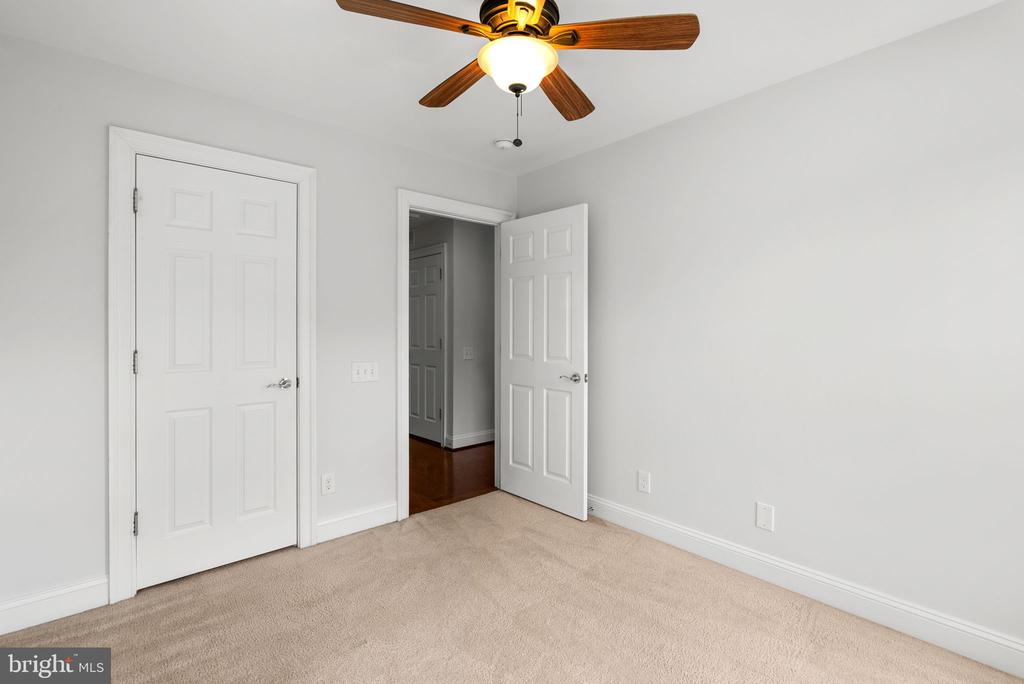 9655 PULLMAN PLACE