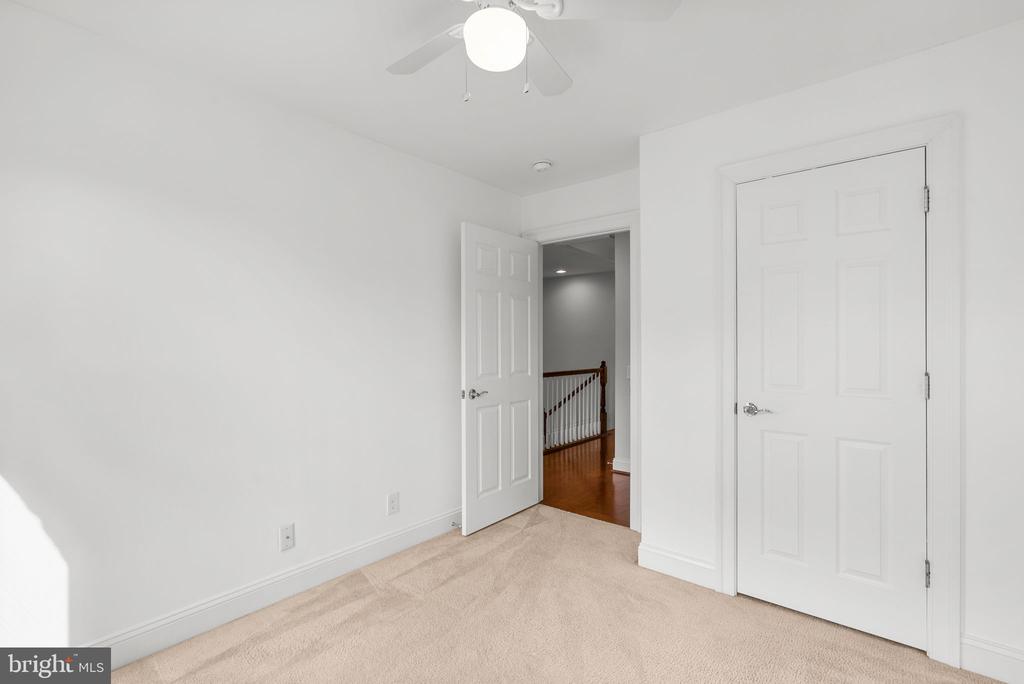 9655 PULLMAN PLACE