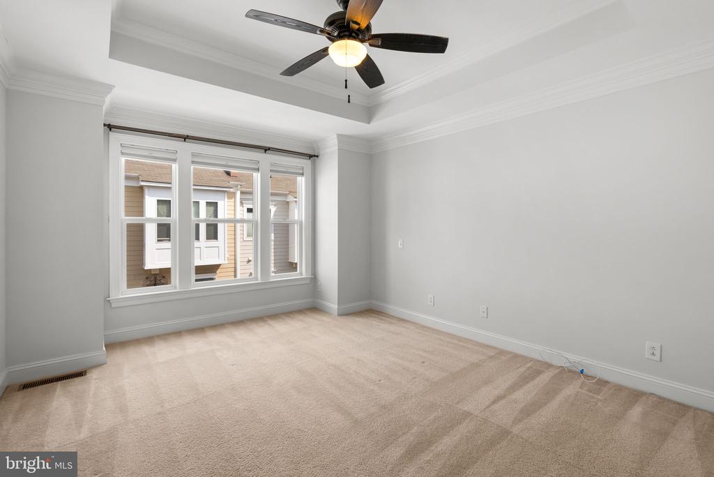 9655 PULLMAN PLACE