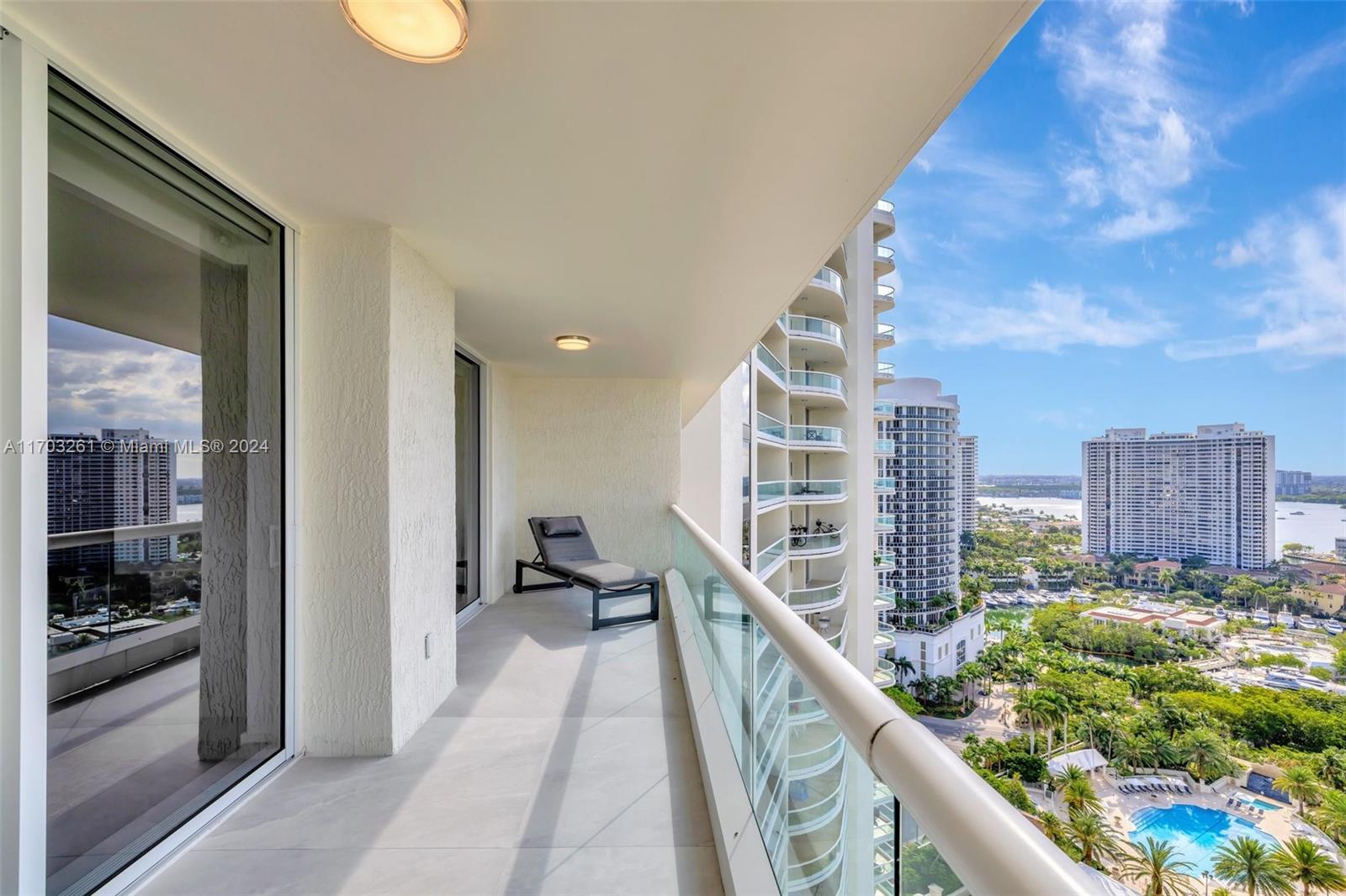 6000 Island Blvd # 2304