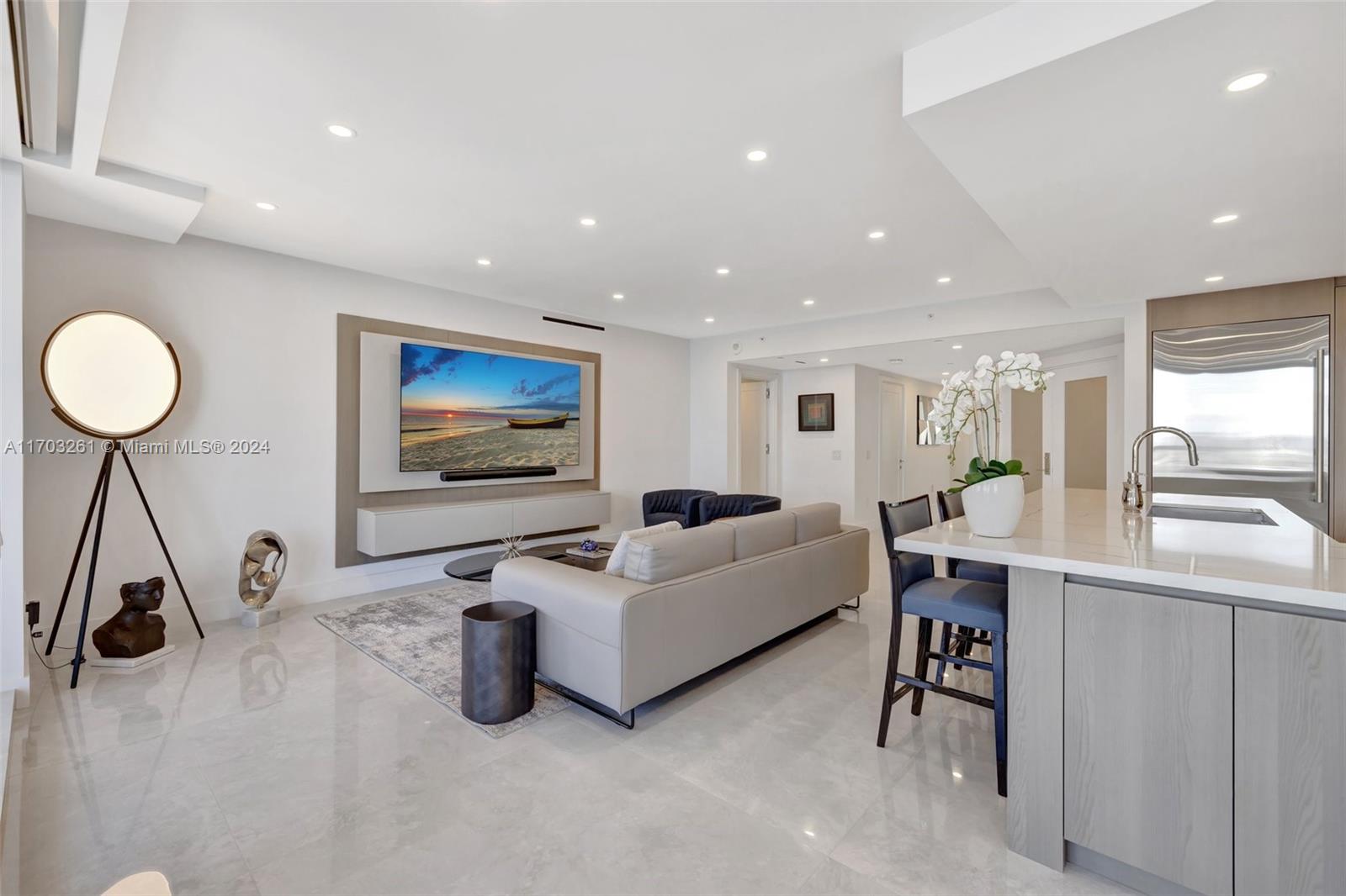 6000 Island Blvd # 2304