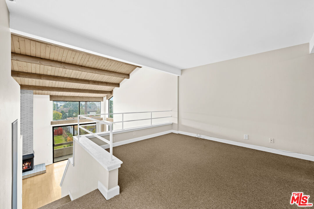 12957 Bonaparte Ave Unit: 1