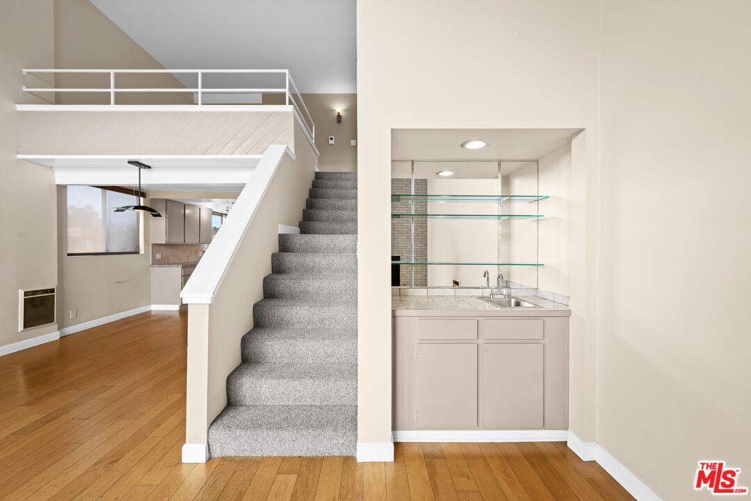 12957 Bonaparte Ave Unit: 1