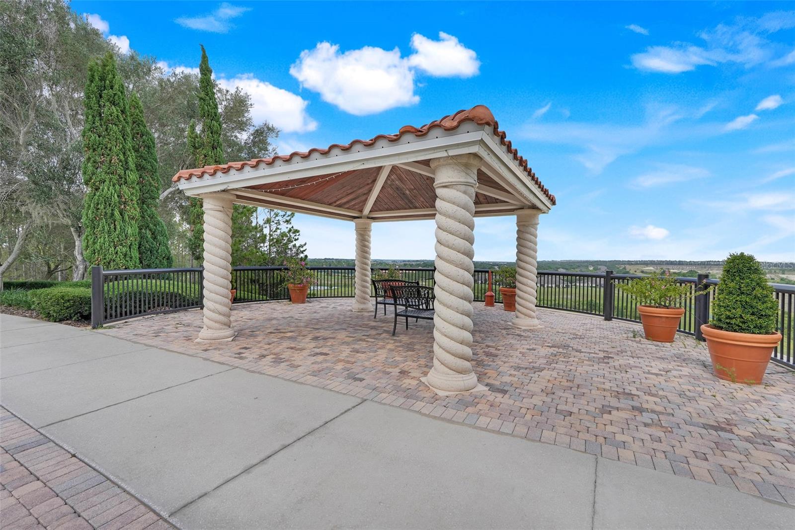 3538 BELLAND CIR #B