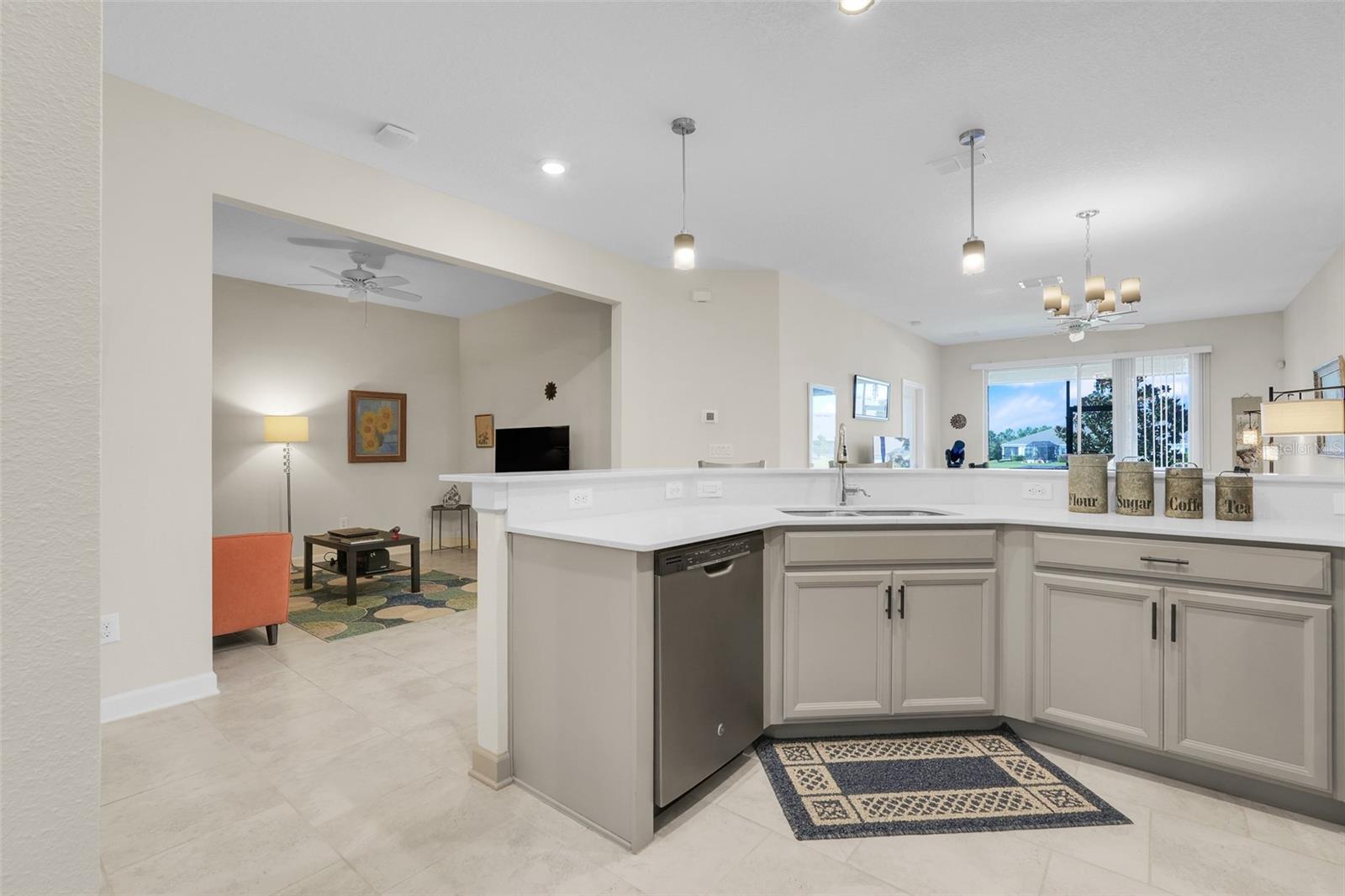 3538 BELLAND CIR #B