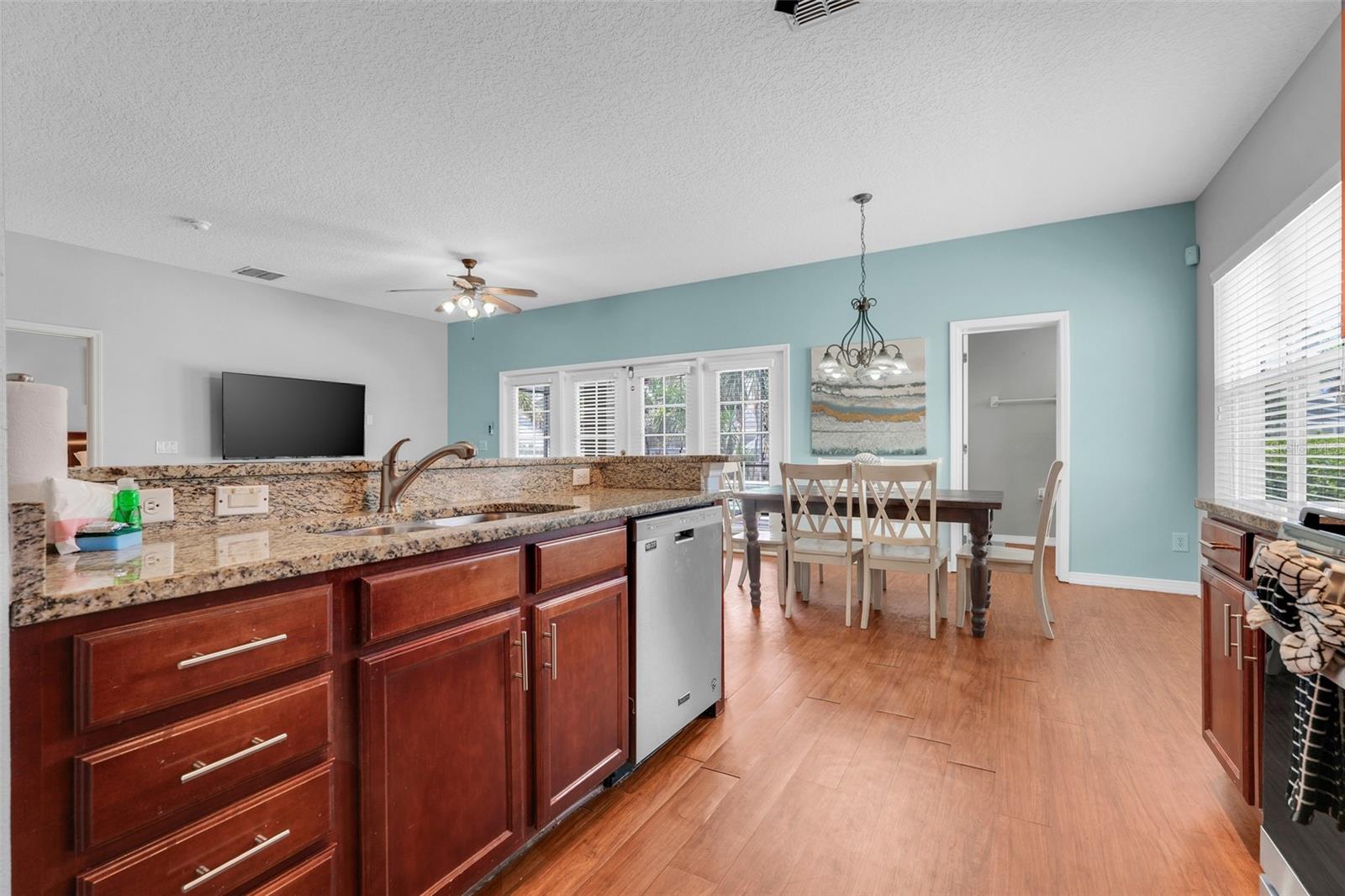 8033 ACADIA ESTATES CT
