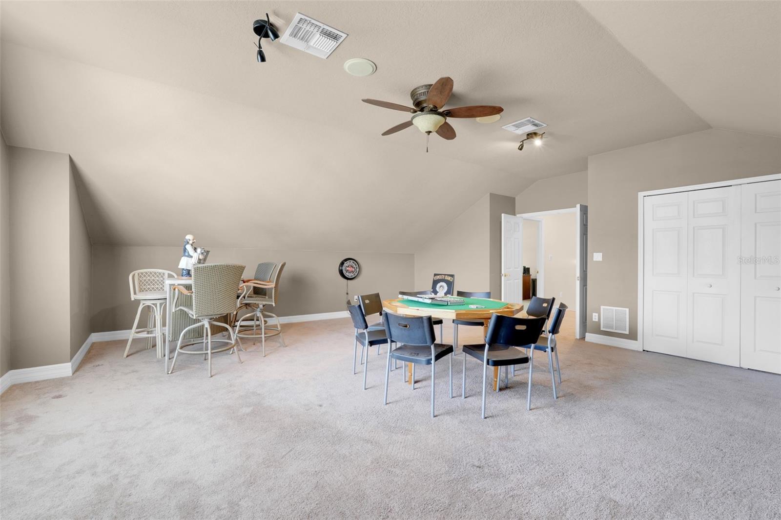 3405 BELLINGTON DR