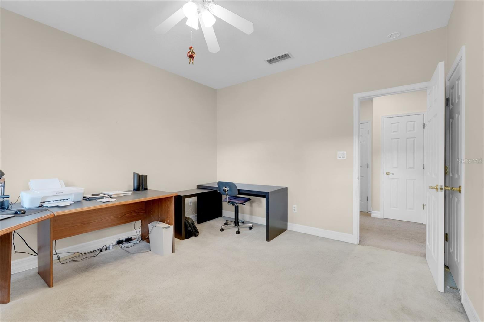 3405 BELLINGTON DR