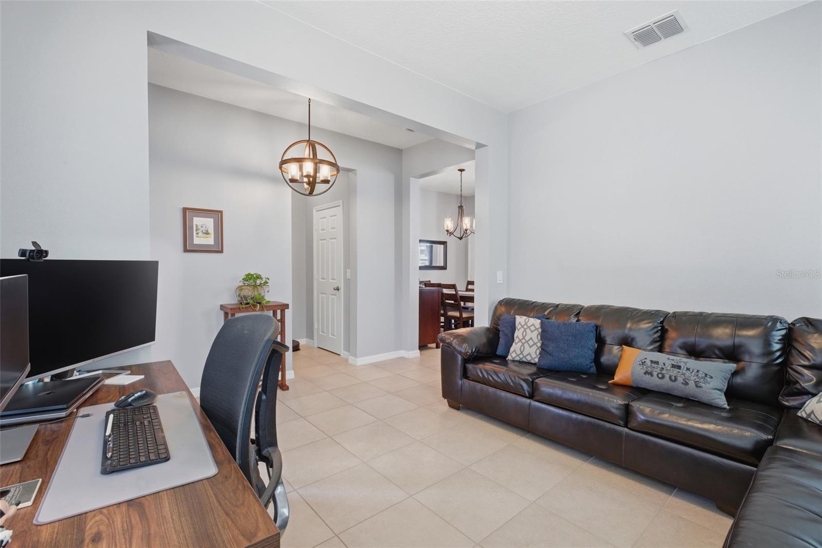 8170 BLUEJACK OAK DR