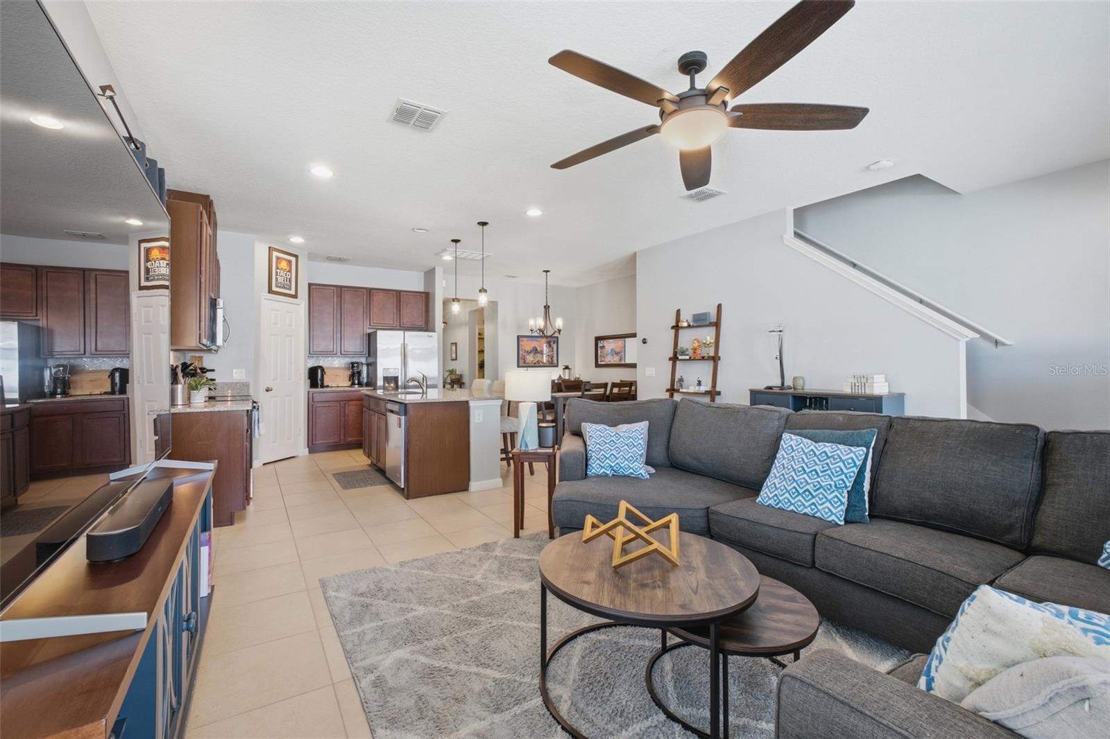 8170 BLUEJACK OAK DR