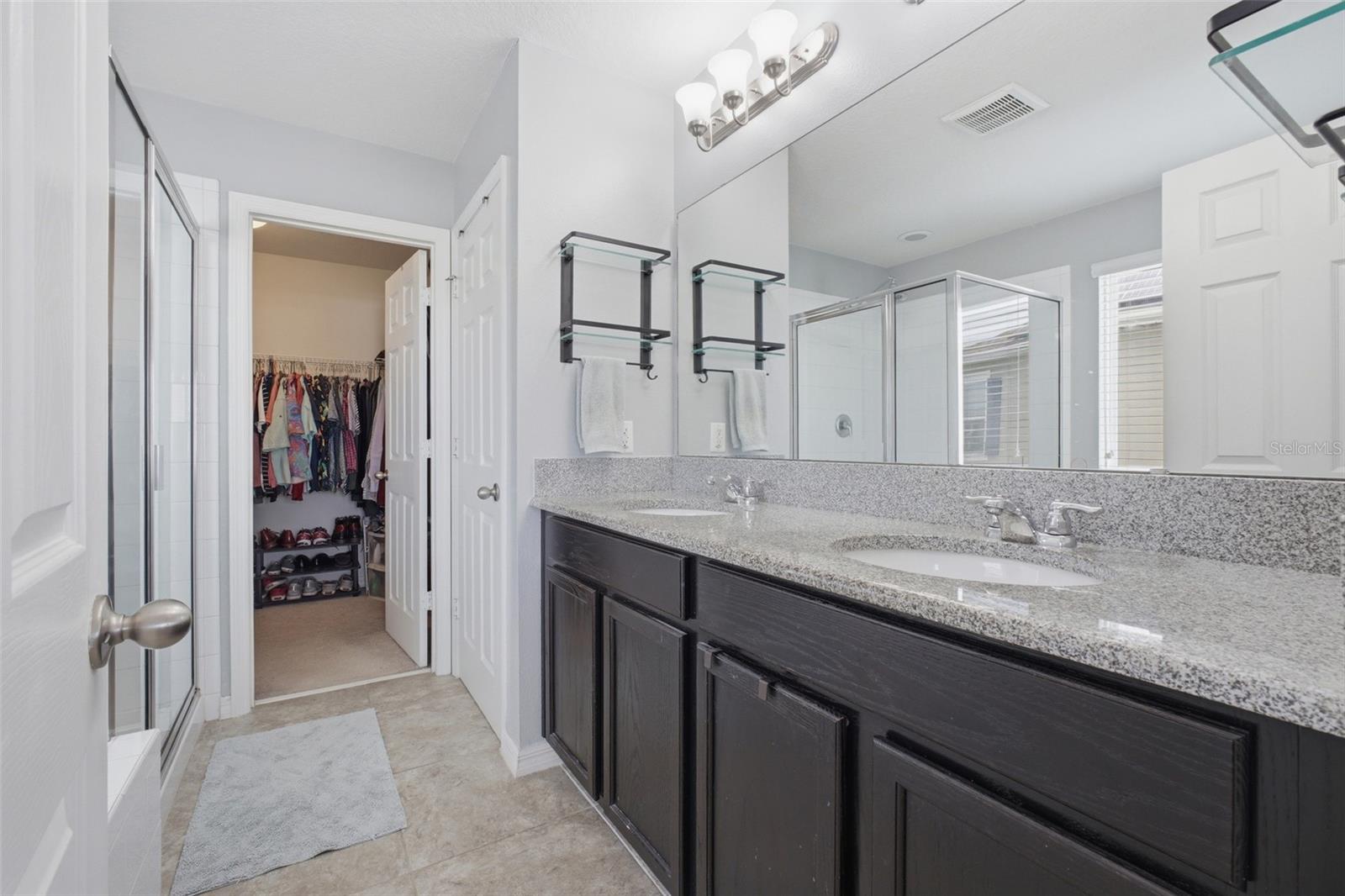 8170 BLUEJACK OAK DR