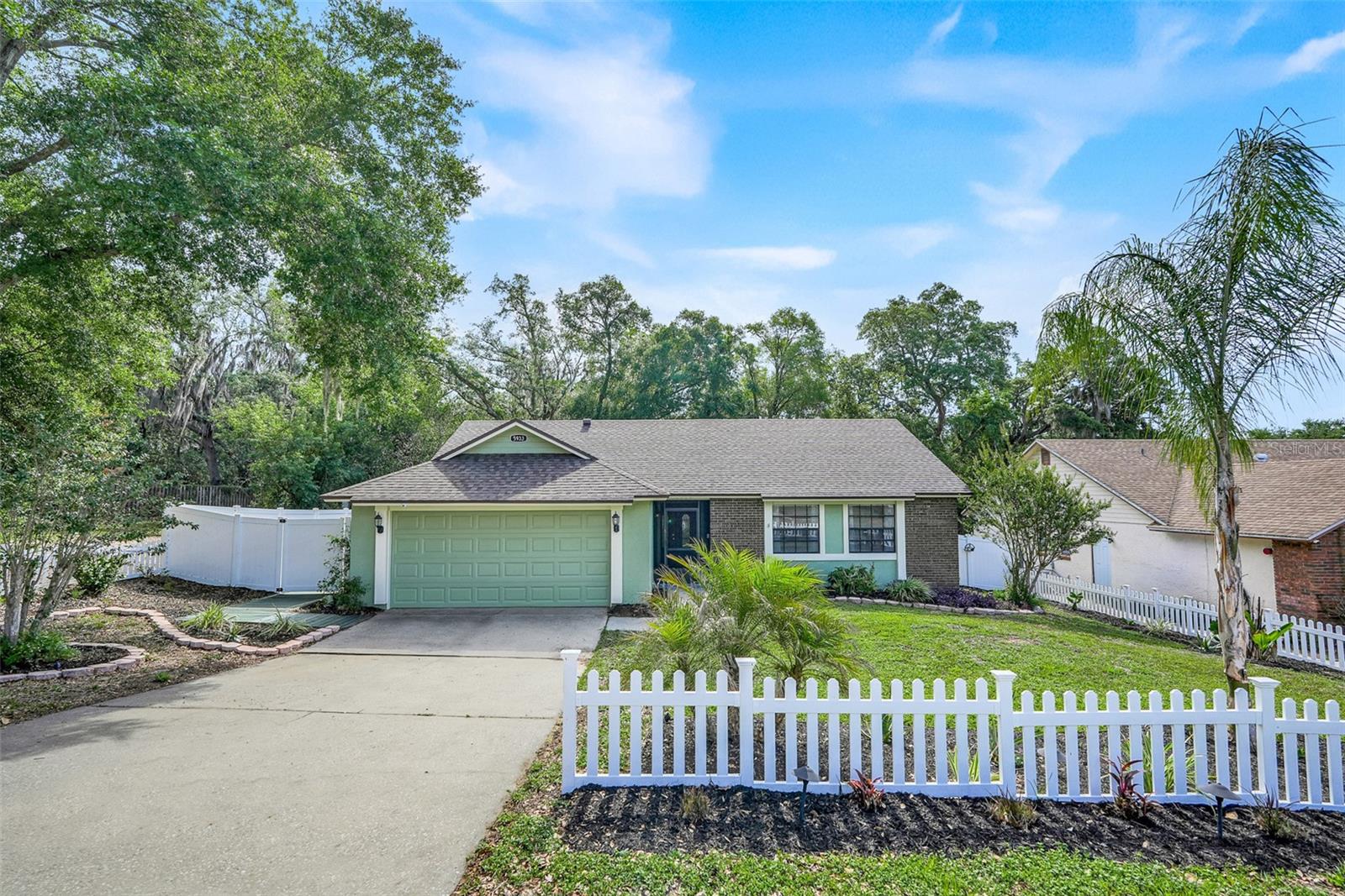 5933 GROVELINE DR