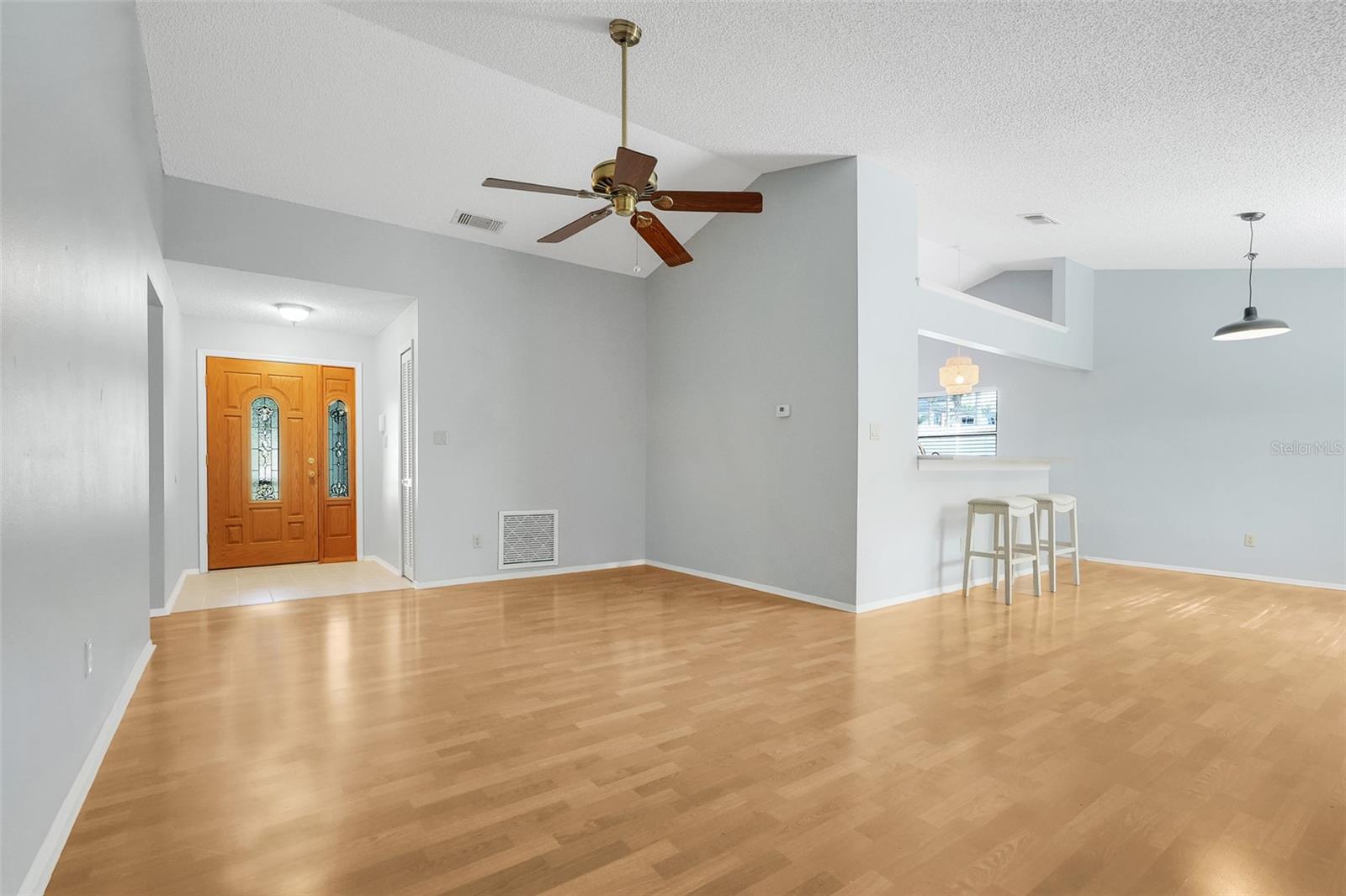 5933 GROVELINE DR