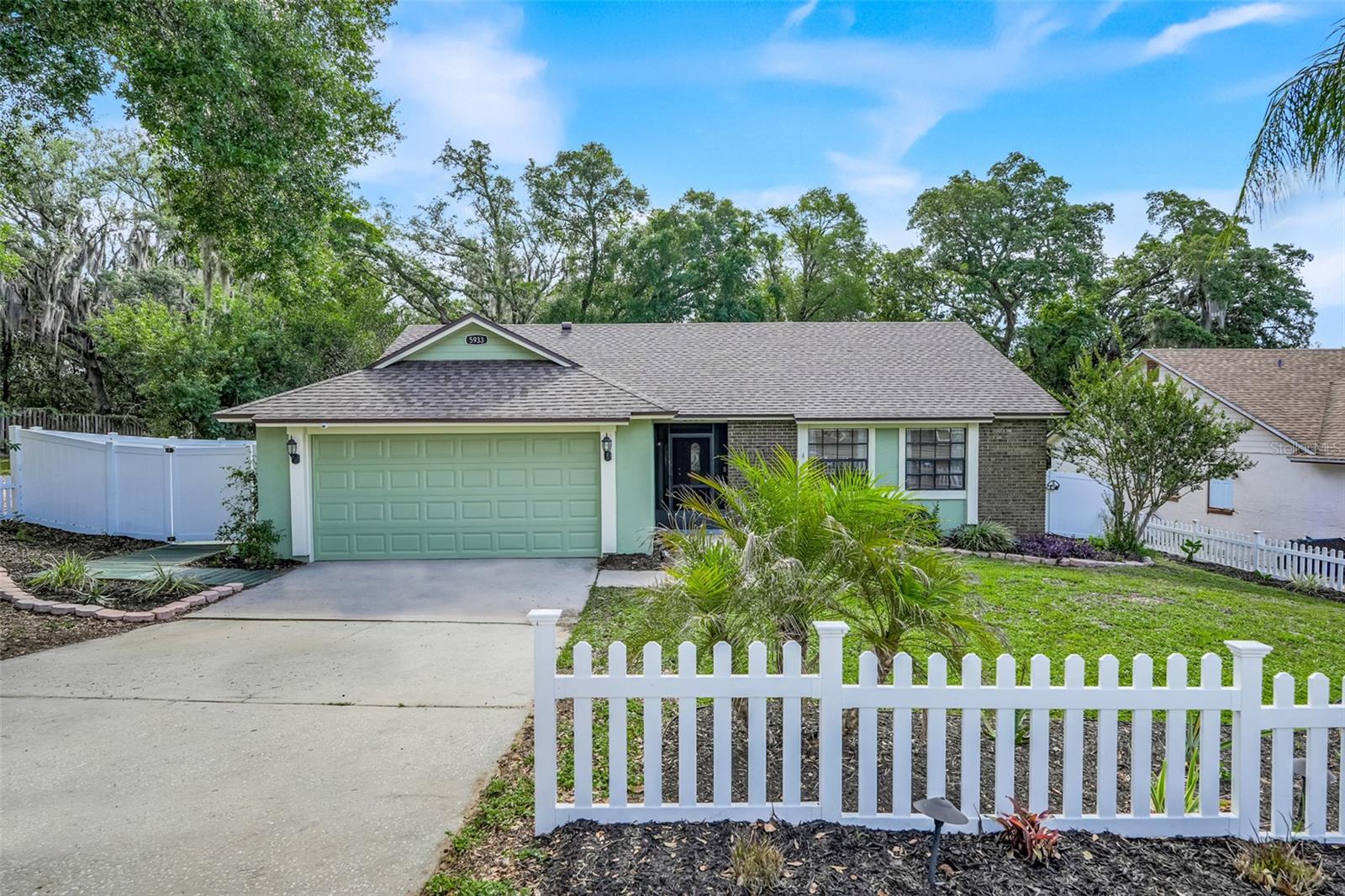 5933 GROVELINE DR