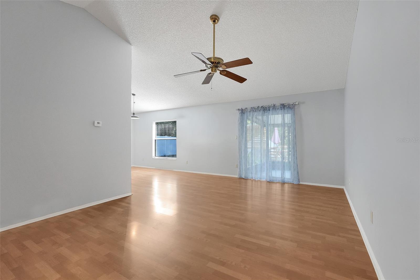 5933 GROVELINE DR