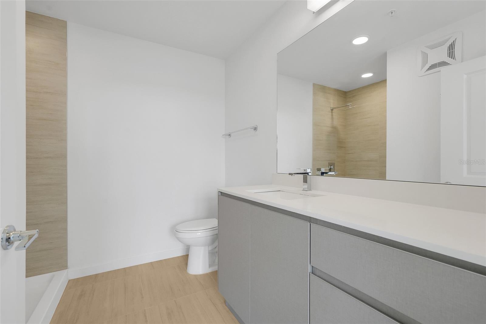 5579 MILLENIA PARK BLVD #508