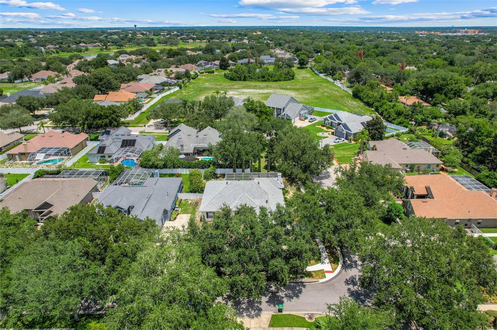8003 BELSHIRE DR