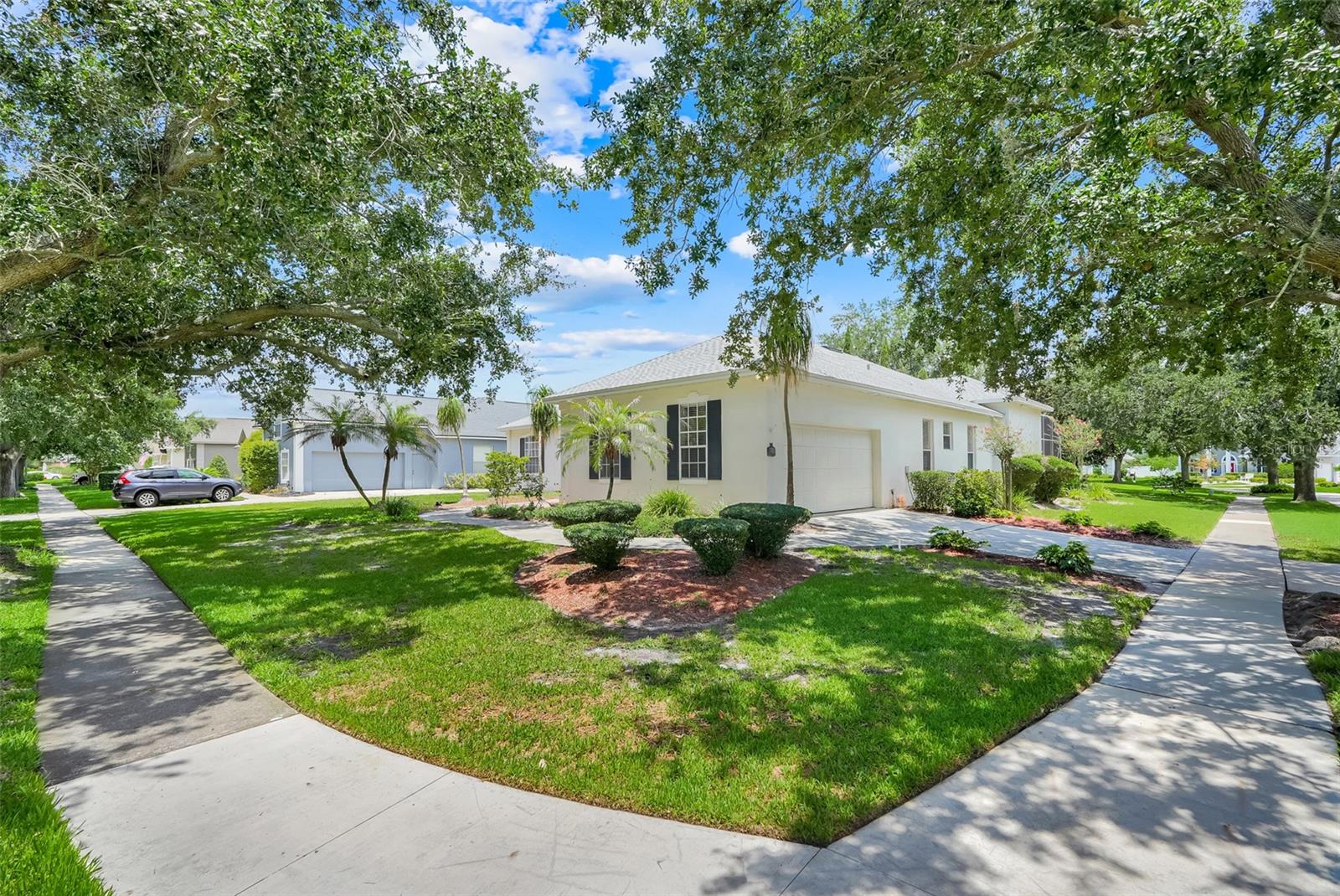8003 BELSHIRE DR