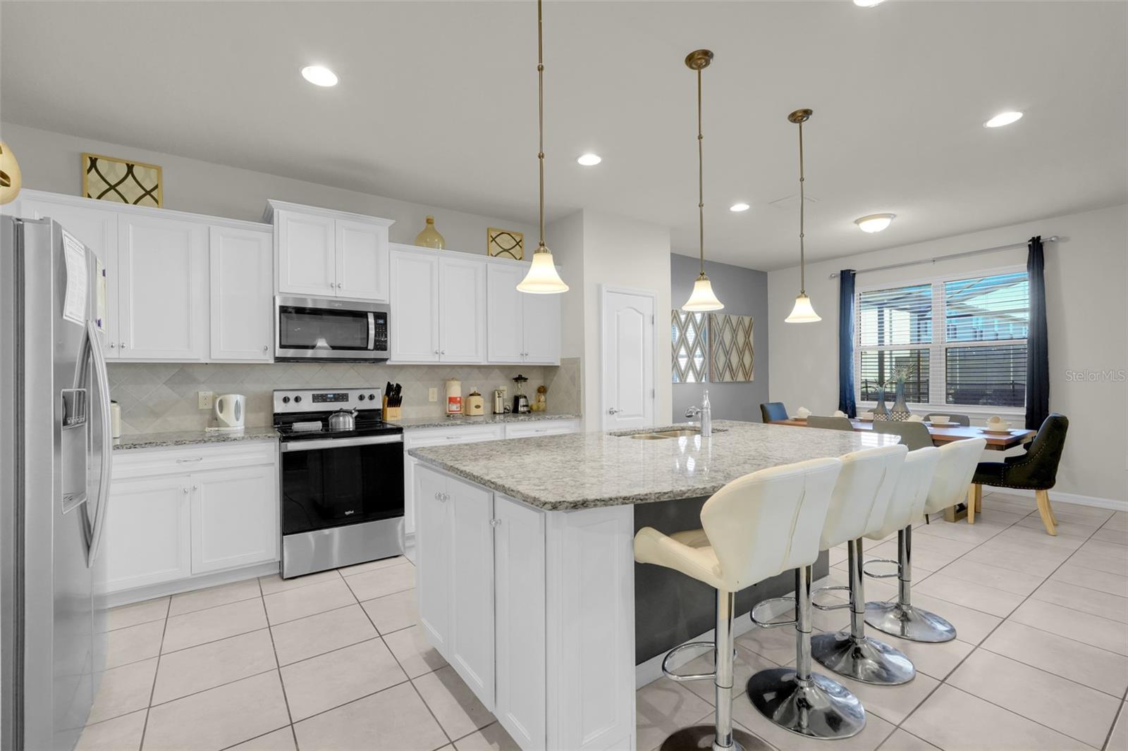 2440 TANGIER DR